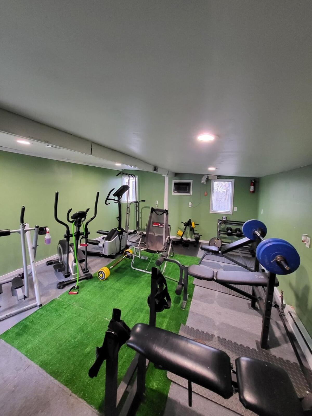 Adorable Crown Royal Presidential Suite Fitness Rm Cleveland Ngoại thất bức ảnh