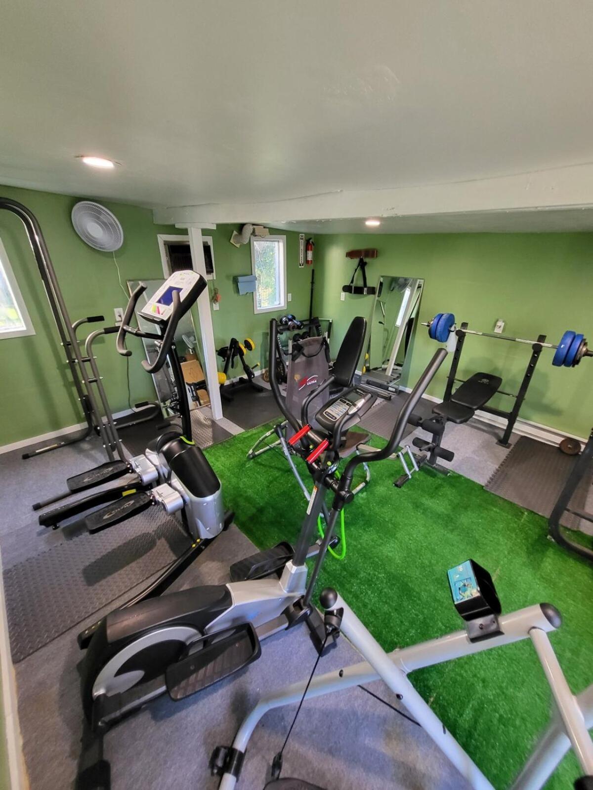 Adorable Crown Royal Presidential Suite Fitness Rm Cleveland Ngoại thất bức ảnh